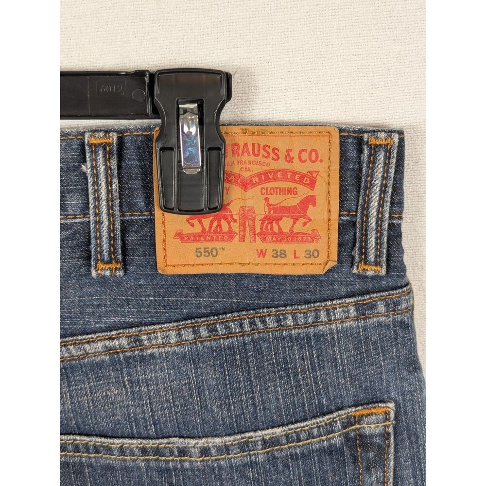 Levi's 550 Relaxed Fit Tapered Leg Jeans Blue Men's Size 38x30 - Picture 11 of 14